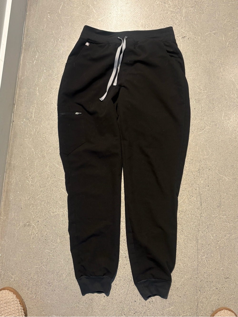 Figs Women's Black Jogger Scrub Pants with Gray Drawstring